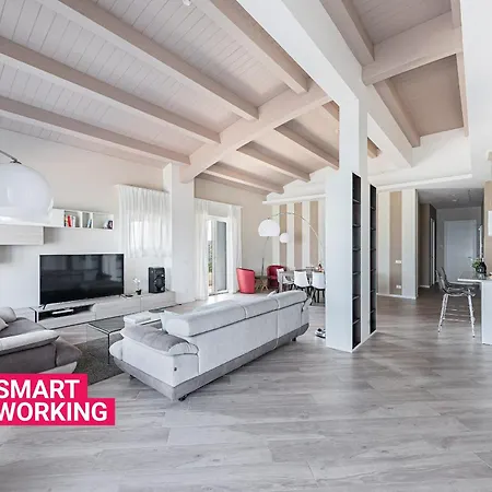 Residenza Miralago Penthouse By Wonderful Italy Desenzano del Garda Exterior foto