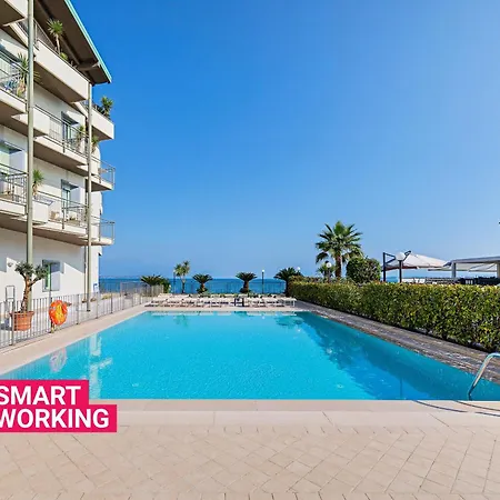 Residenza Miralago Penthouse By Wonderful Italy Desenzano del Garda Exterior foto